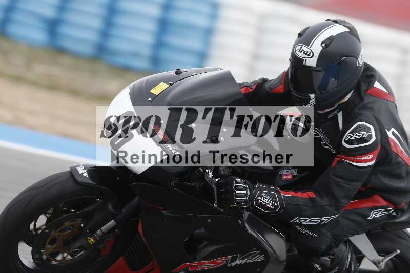 /Archiv-2025/02 28.-31.01.2025 Moto Center Thun Jerez/gruen-green/95